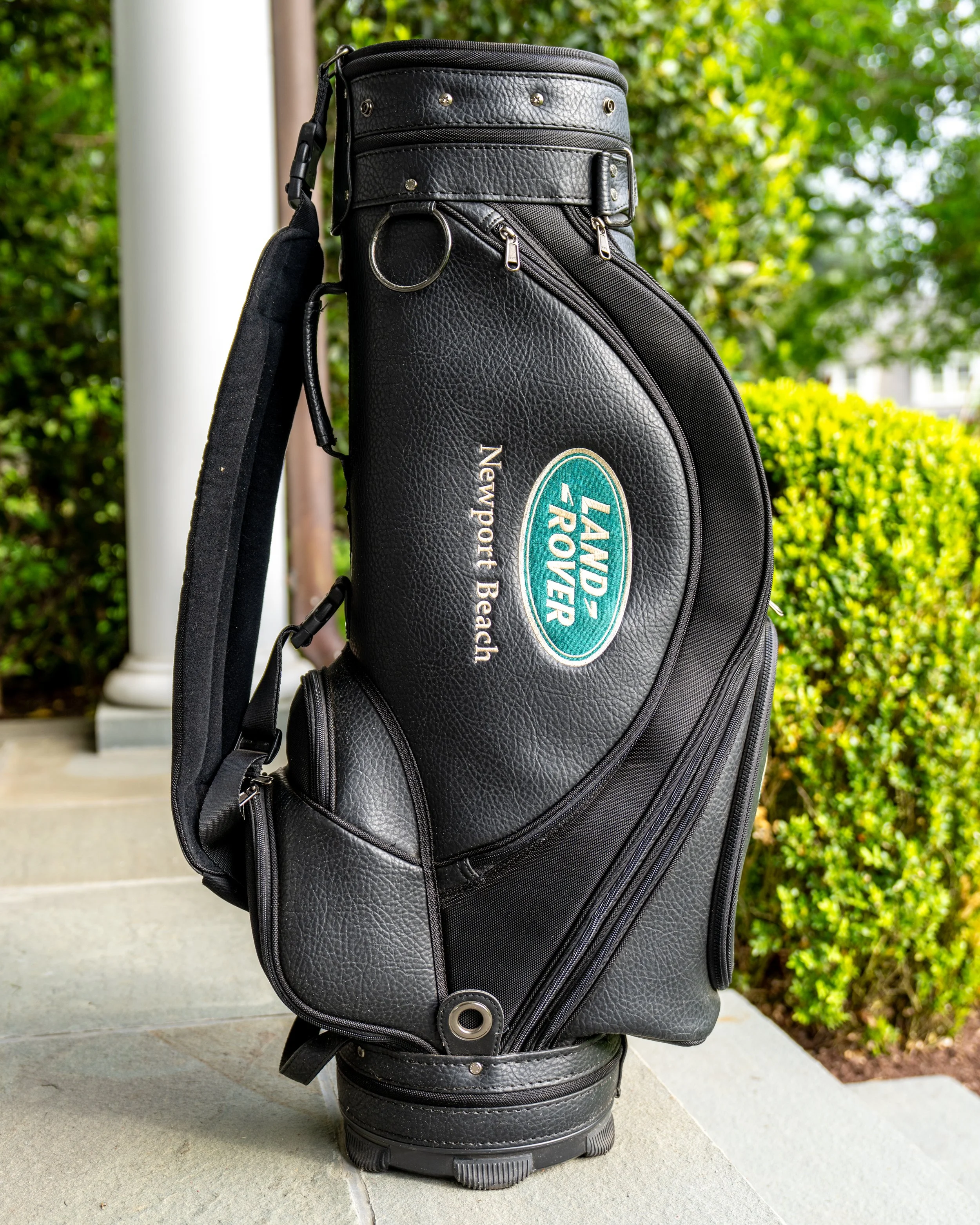 2000s Land Rover Newport Beach Golf Bag — The Vineyard Series